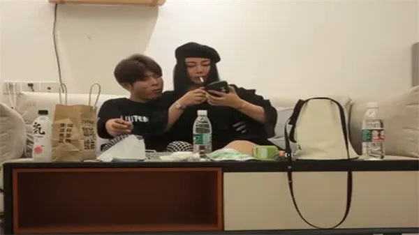 长腿风骚尤物全方位玩弄操逼