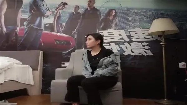 寻花代班小哥约了个牛仔外套妹子