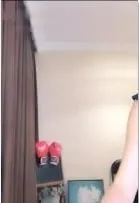 颜值不错妹子扭动身体慢慢脱掉在椅子上自摸奶子情趣诱惑