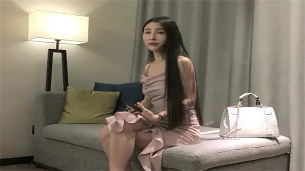 无套爆操年车展模特小宝寻花高端女神