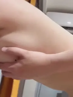 精选#后入骚逼母狗