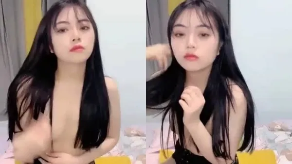 黑丝骚妹子淫声荡语撩骚互动玩奶扣逼道具自慰